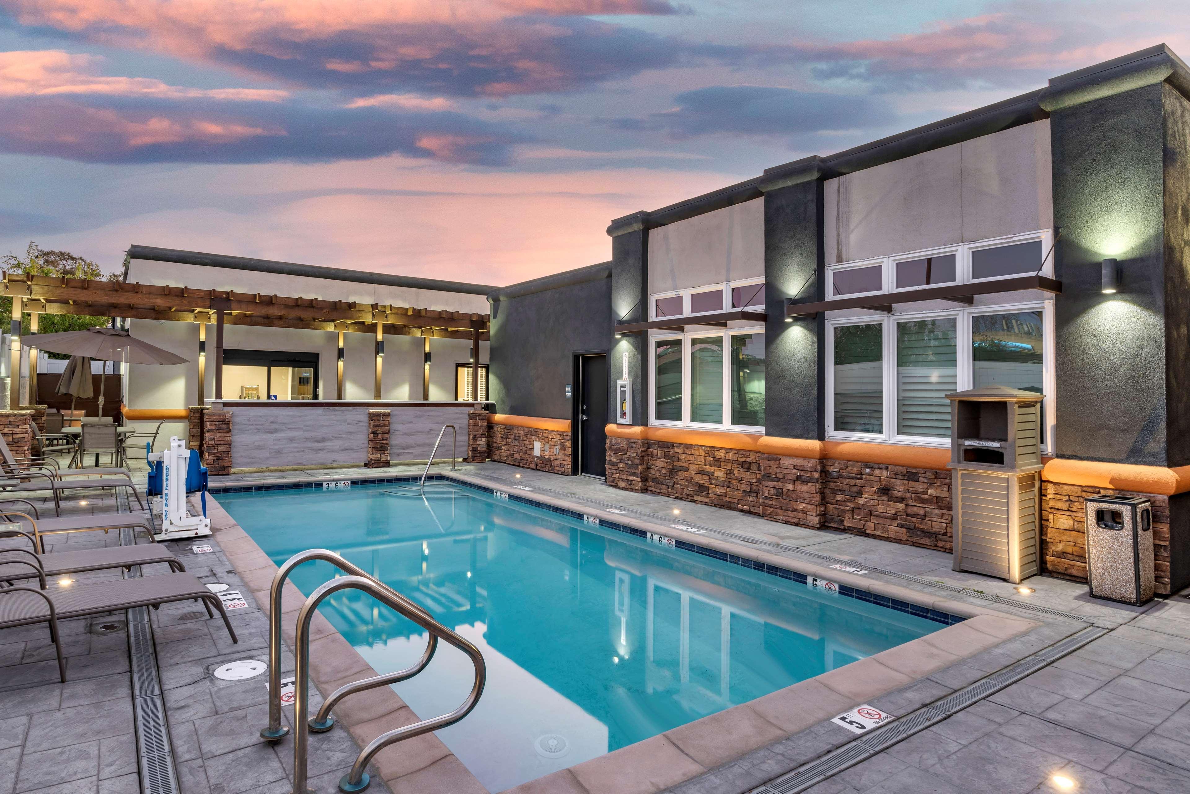 Best Western Inn Santa Clara Exterior photo